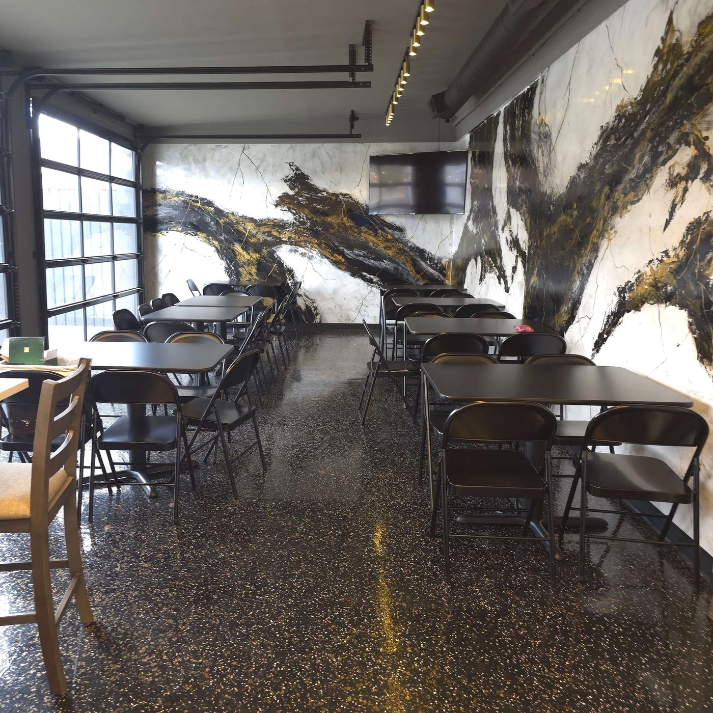 Main dining mural room